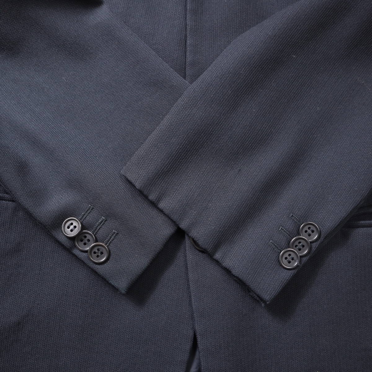 1円〜 PF13 ジョルジオアルマーニ Giorgio Armani 高級 スーツ ウール ブラック アルマーニ ジョルジオ ARMANI アルマーニTHAT'S PRIVÉ）2024春 新たなタレントを