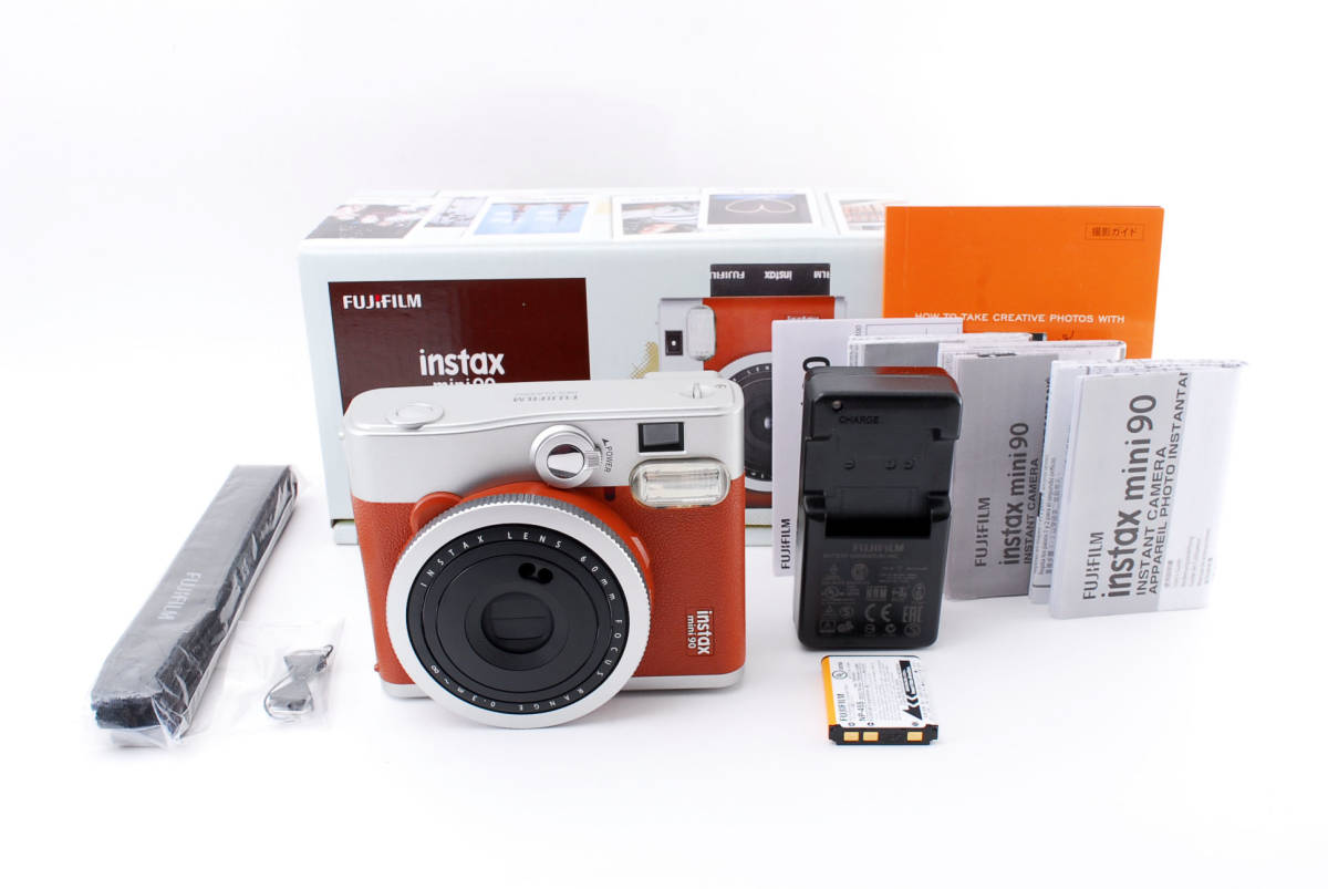☆実用品☆ 富士フィルム FUJIFILM instax mini 90 NEO CLASSIC イン 