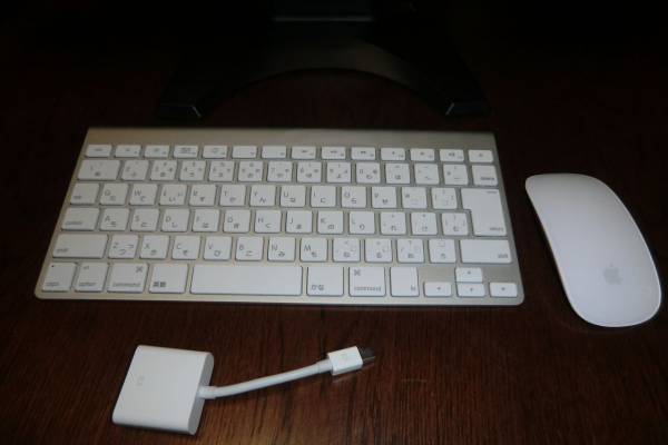 Mac book用三菱製モニター、キーボード、マウス他セット_2