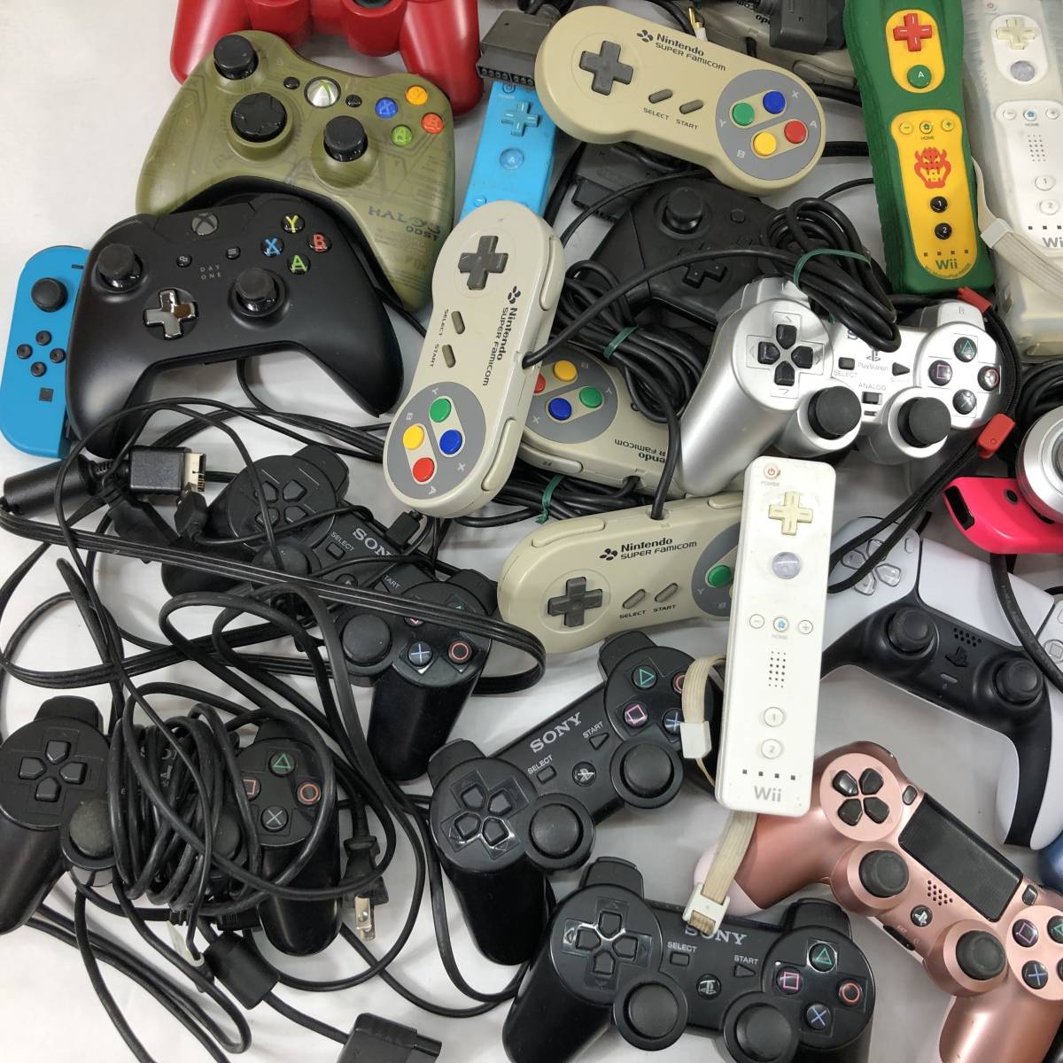 9301)【1円スタート】ゲームコントローラー・周辺機器ジャンクまとめ