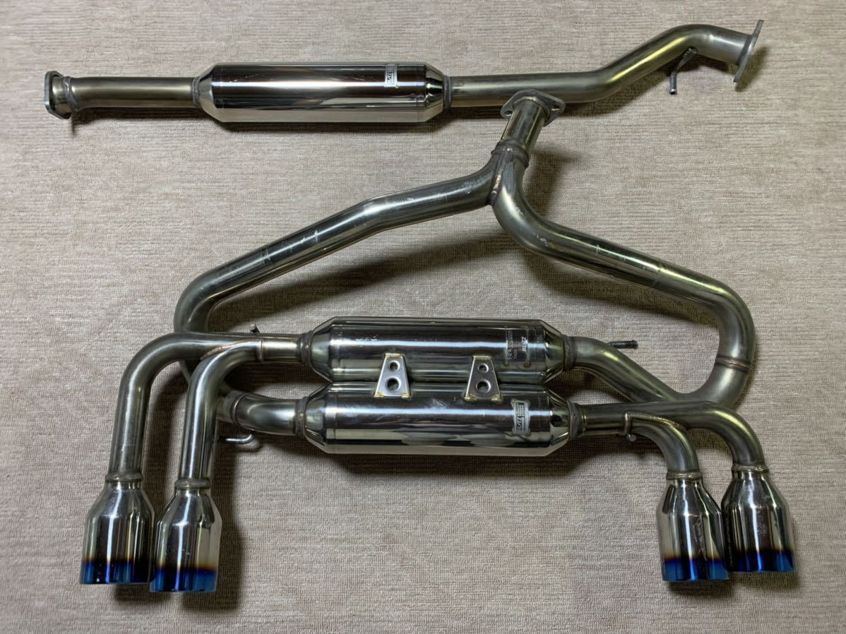 86zn6 BRZzc6 BLITZ NUR-SPEC VSR Quad Model 4本出し マフラー チタン 