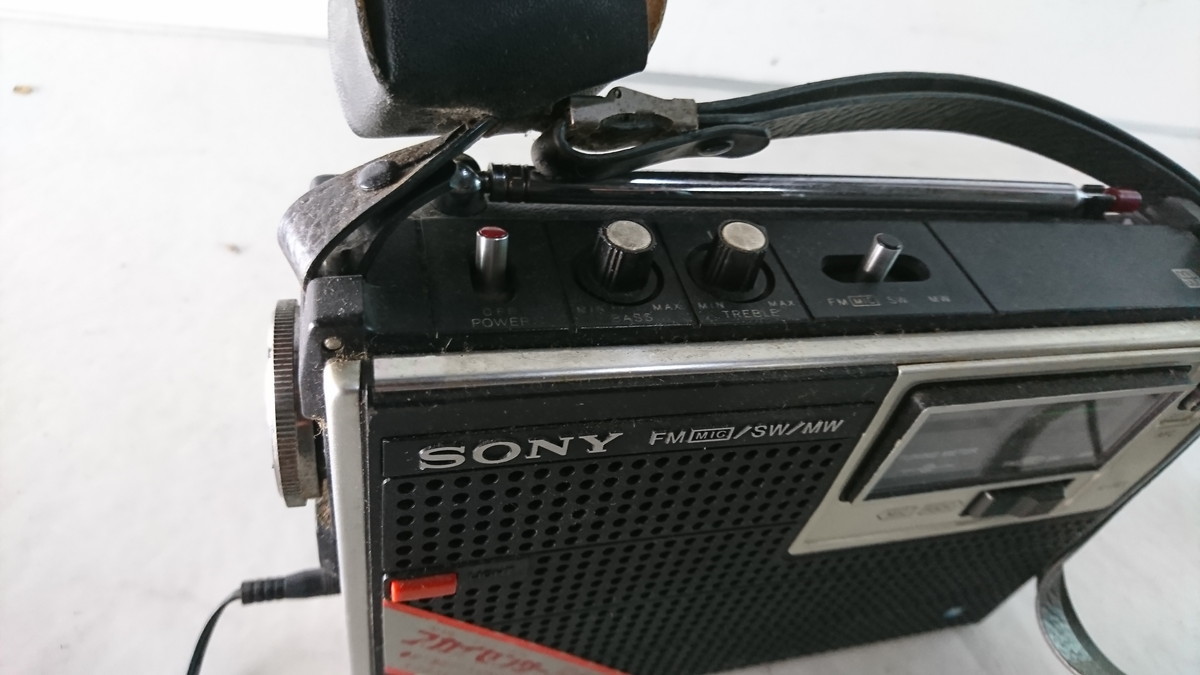 A11-062 ☆SONY ソニー トランジスタラジオ ICF-5400 昭和レトロ
