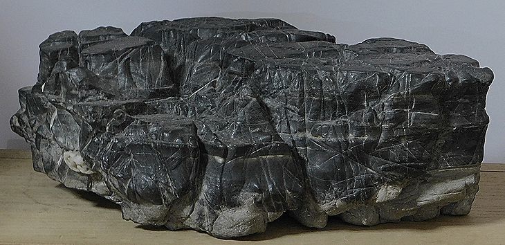 水石 鑑賞石 秩父の古谷石(盆栽用具)｜売買されたオークション情報