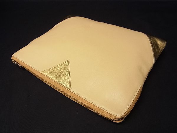 1円 ■美品■ CELINE セリーヌ レザー ポーチ マルチケース 小物入れ クラッチバッグ レディース イエロー系×ゴールド系 AE7637Uオ