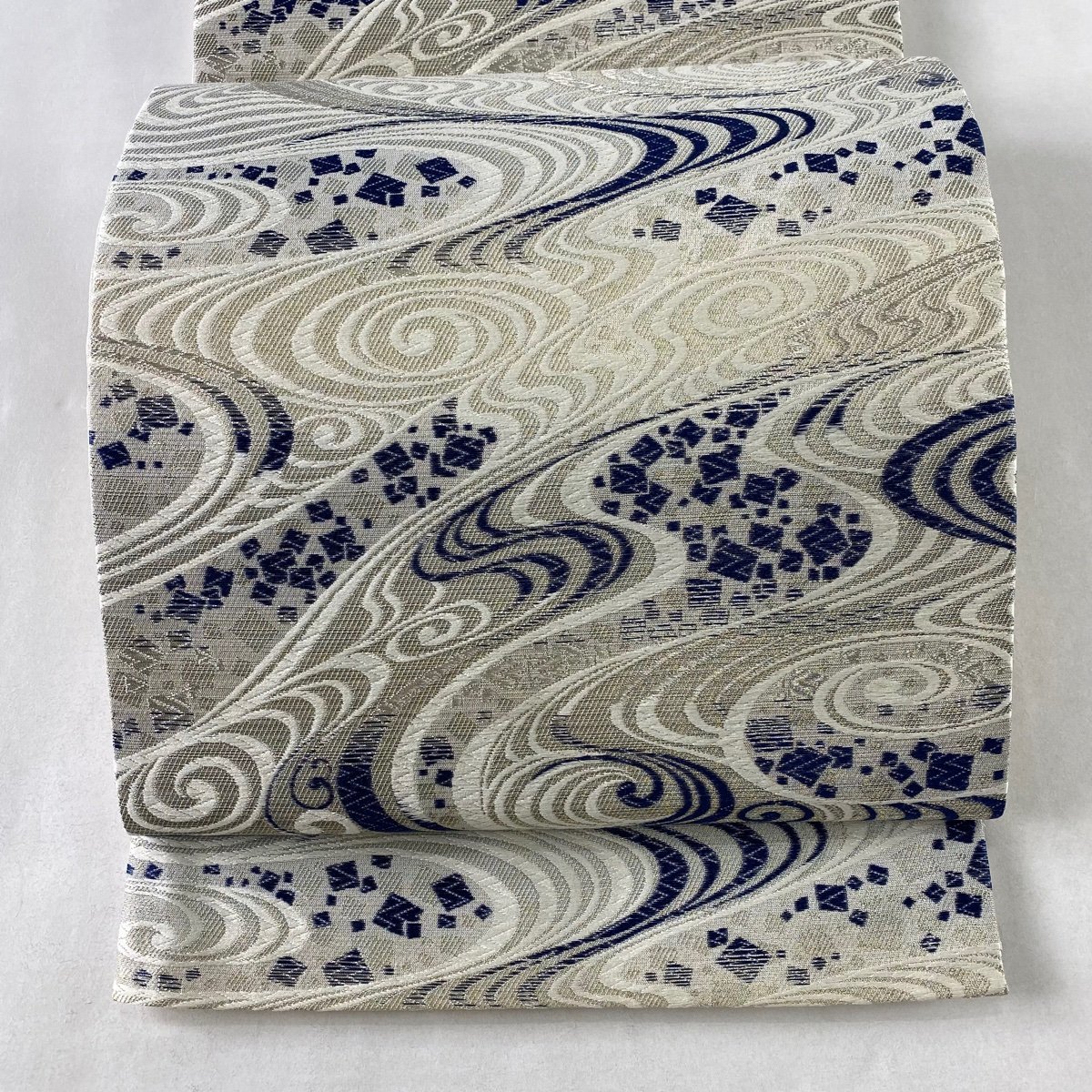 お買い得，大得価 【競ナビ】 袋帯 美品 秀品 観世水 箔散らし 箔