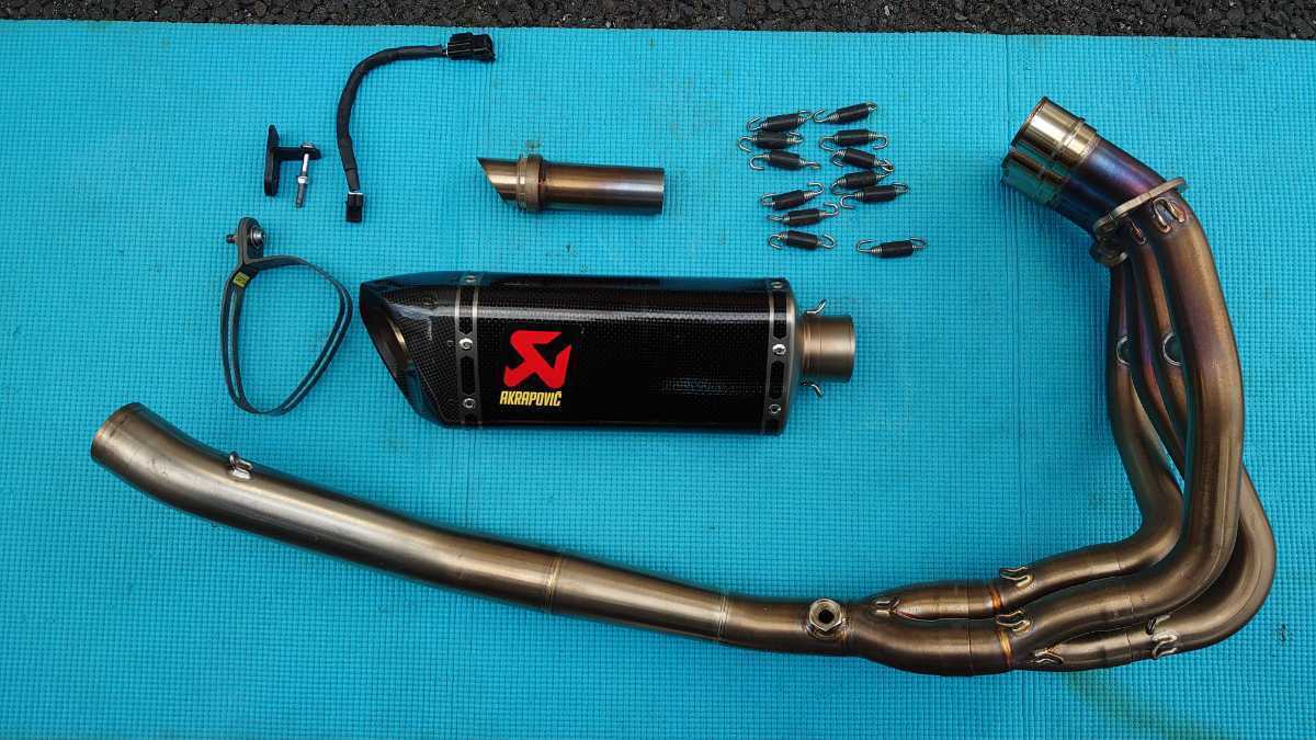 中古 アクラポビッチ フルエキゾースト マフラー ZX25R カワサキ