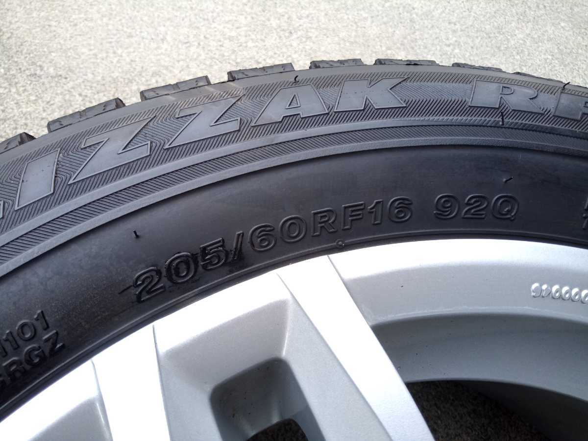 超バリ山！BMW 3シリーズ F30 F31 F32等 205/60R16 ブリザックRFT 2018 