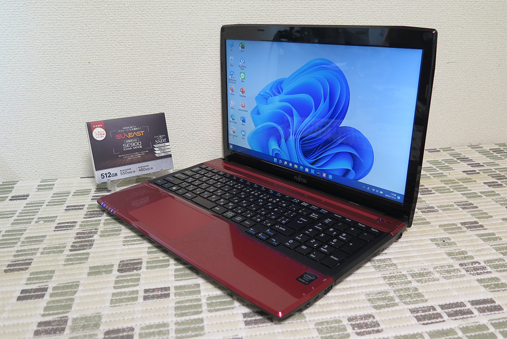 富士通 LIFEBOOK Core i7 windows11| AH53| 2021年製造 第8世代 第11
