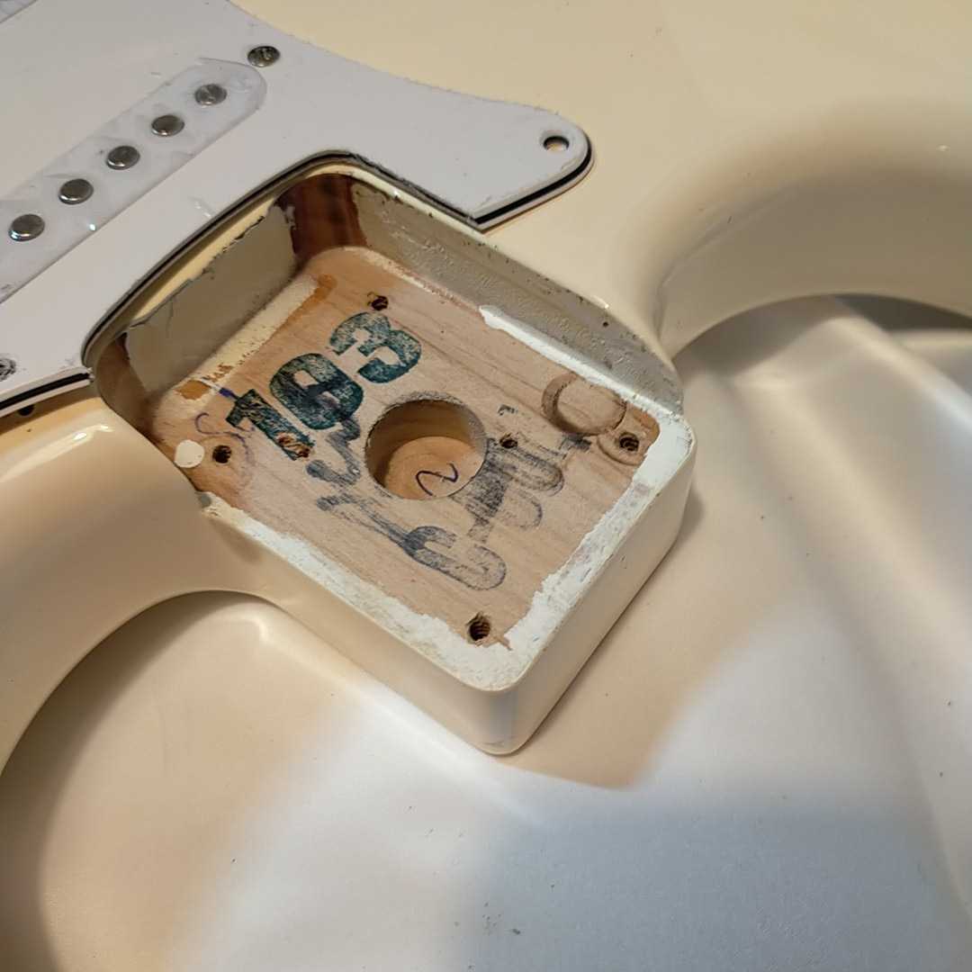 フェンダーメキシコ ストラトキャスター ボディ おまけ付き / Fender Mex Stratocaster Body