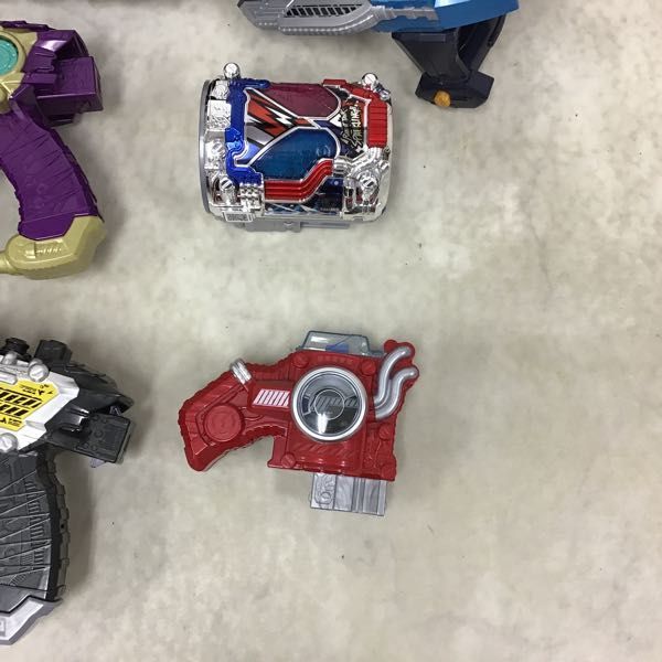 1円〜 訳あり 仮面ライダー ビルド DXビルドドライバー、DXラビットタンクスパークリング、DXハザードトリガー他 | DXビルドドライバー 仮面ライダービルド BEST 変身ベルト「DXビルドドライバー 完成トイ