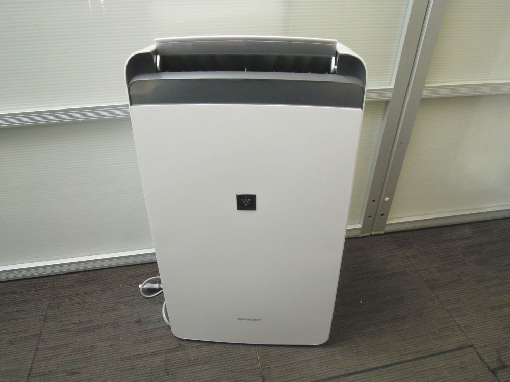 3565) 美品 SHARP シャープ CV-L180-W プラズマクラスター 衣類乾燥