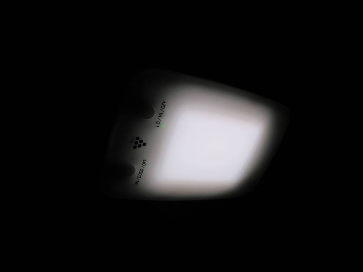 Q9Q9 DAA-ZVW30 ZVW30 30系 プリウス 後期 純正 オプション プラズマクラスター搭載LEDルームランプ 取付部品付 H24/12 1F7 S