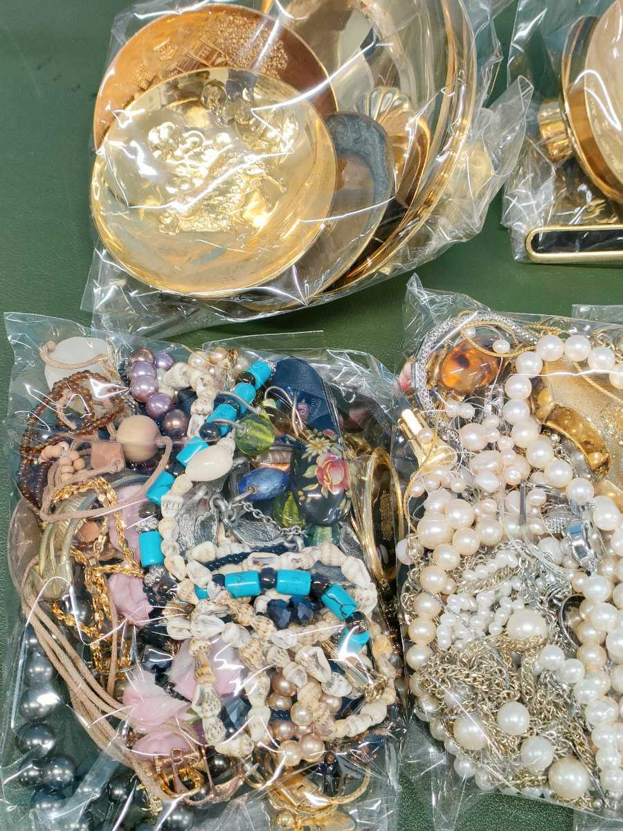 069 遺品整理品 アクセサリー ネックレス 指輪 など無選別 まとめ 
