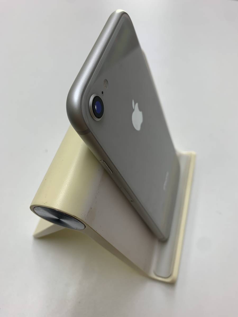 64GB iPhone8 au 中古&frasl;ジャンクau MQ782J SIMロックなしMQ782J⁄A 【極美品】iPhone8 64GB au　判定○ SIMロック解除済み バッテリー最大容量96％【1円スタート】