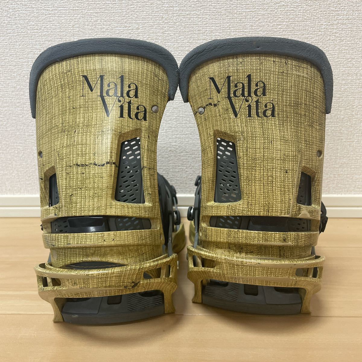Malavita 2018 スノーボードビンディング Mサイズ BURTONバートン
