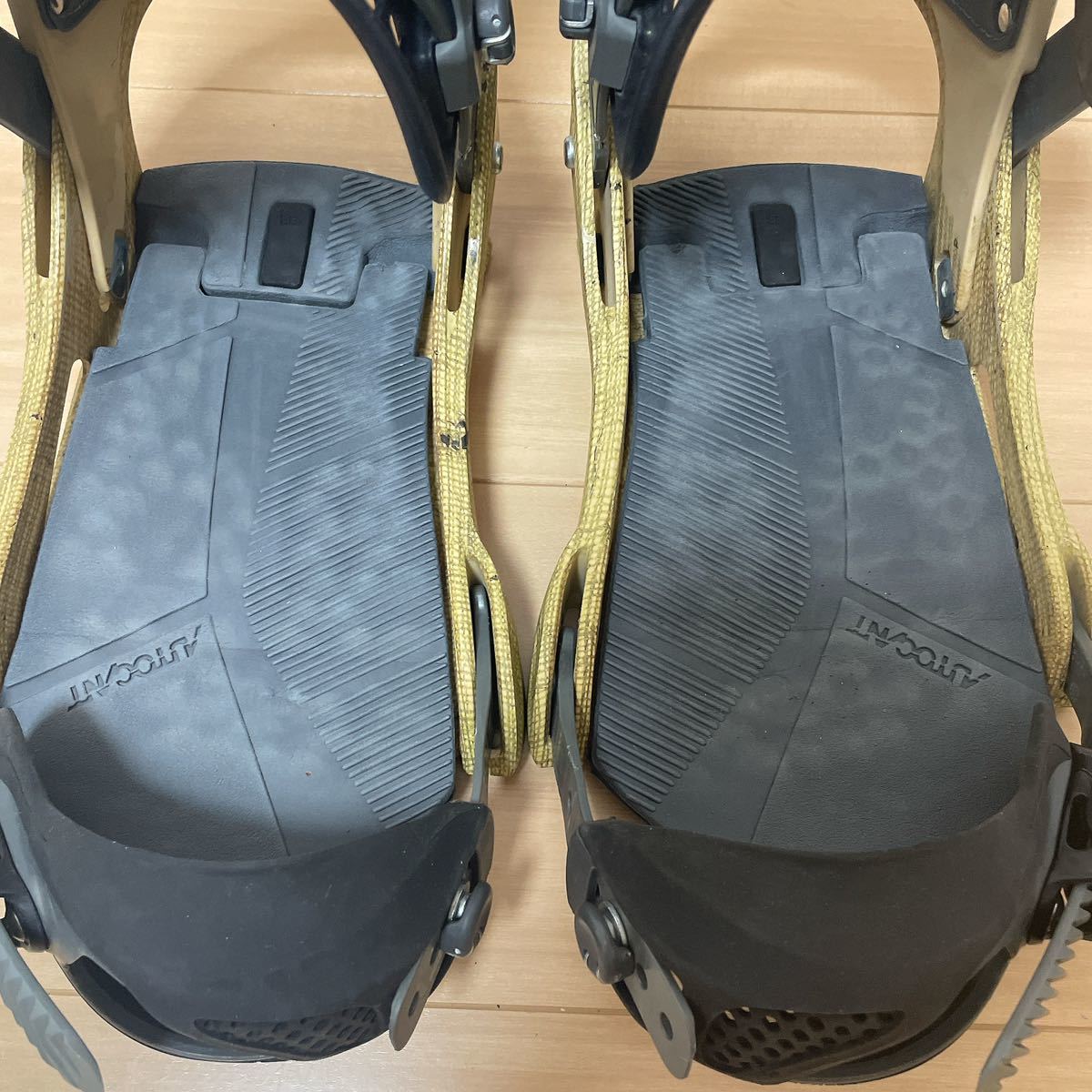 2021 Burton Malavita EST ｜ バートン型落ちカタログ