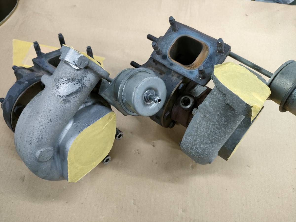 BNR34 GT-R RB26 純正ターボチャージャー &エキマニ 中古