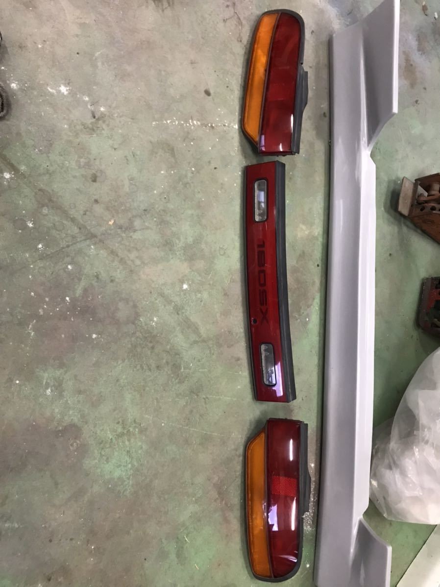送料込み 美品180sx RPS13 後期 純正 テールランプ リアガーニッシュ 格安，大得価 RPS13 180SX テールランプ 中期 リアガーニッシュ セット