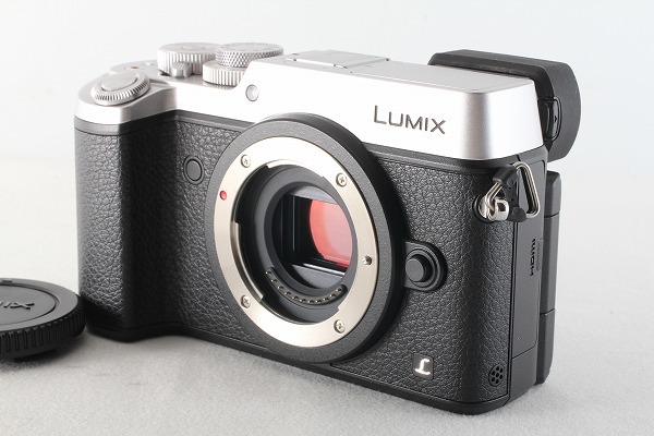 新作登場，SALE ほぼ パナソニック Panasonic LUMIX DMC-GX8 ボディ シルバー 僅か883ショット ストラップ付 39381(パナソニック)｜売買されたオークション情報、yahooの商品情報をアーカイブ公開 - オークファン パナソニック