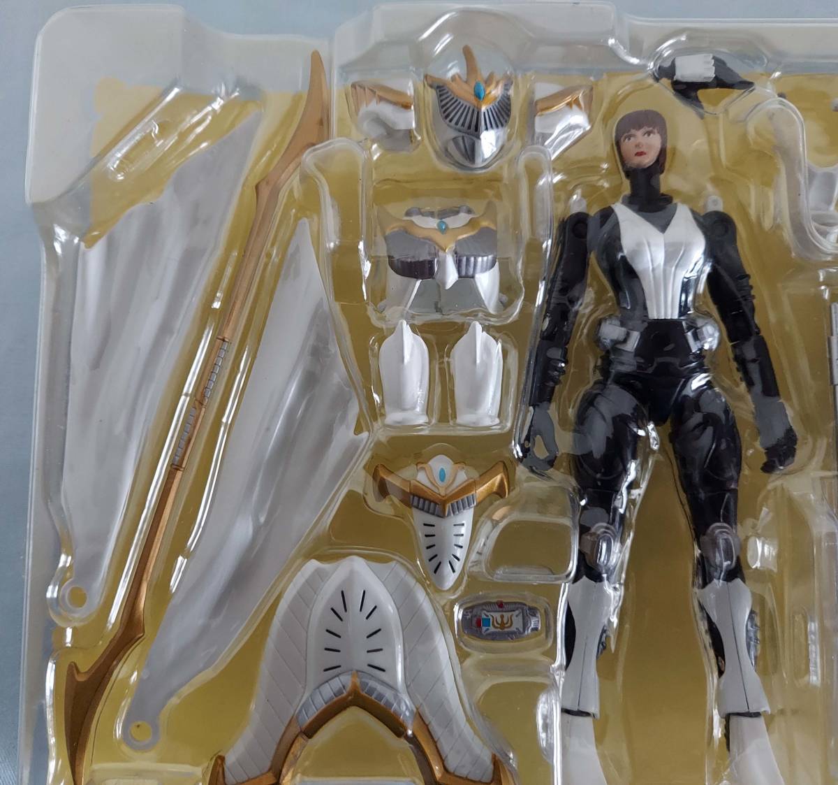○バンダイ 装着変身シリーズ 仮面ライダーファム & 仮面ライダー 