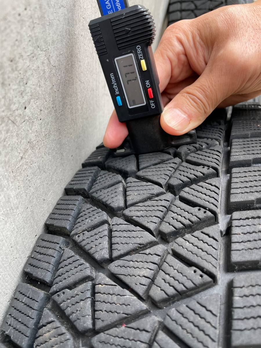 175⁄80R15 ブリヂストン DM-V3 スタッドレス パジェロミニ バリ山