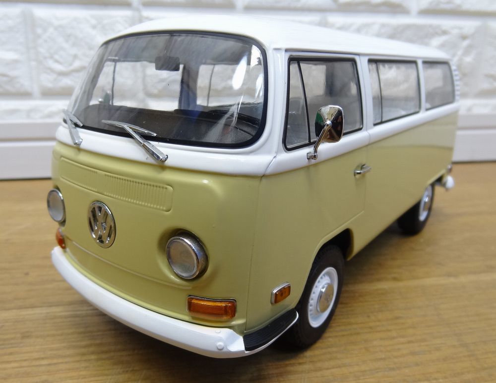 グリーン ライト]Greenlight 1971 Volkswagen Type 2 GREEN LIGHT