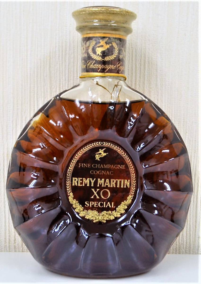 【SALE，人気】 4 古酒 REMY MARTIN XO SPECIAL レミーマルタン XO スペシャル 700ml 未開栓 旧 ボトル FINE CHAMPAGNE COGNAC BRANDY コニャック(レミーマルタン)｜売買されたオークション情報、yahooの商品情報をアーカイブ公 コニャック