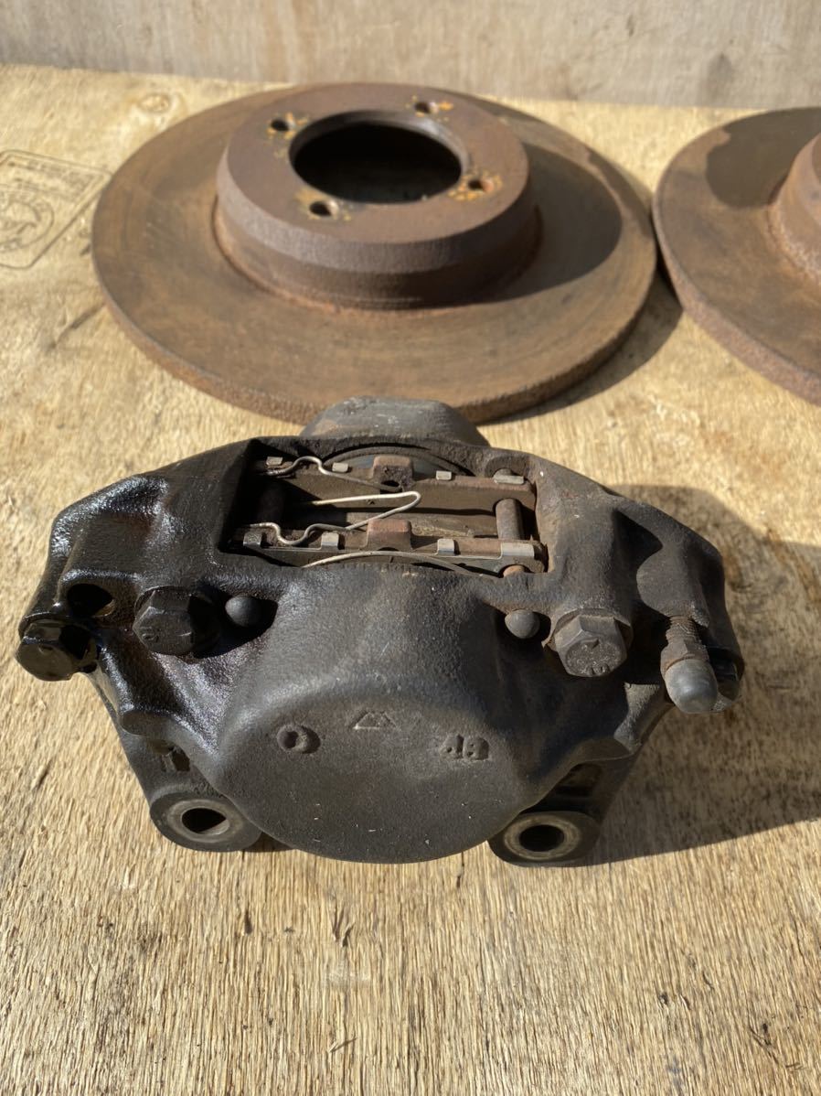 トヨタ マークII MX41 フロントブレーキキャリパー ローター セット  