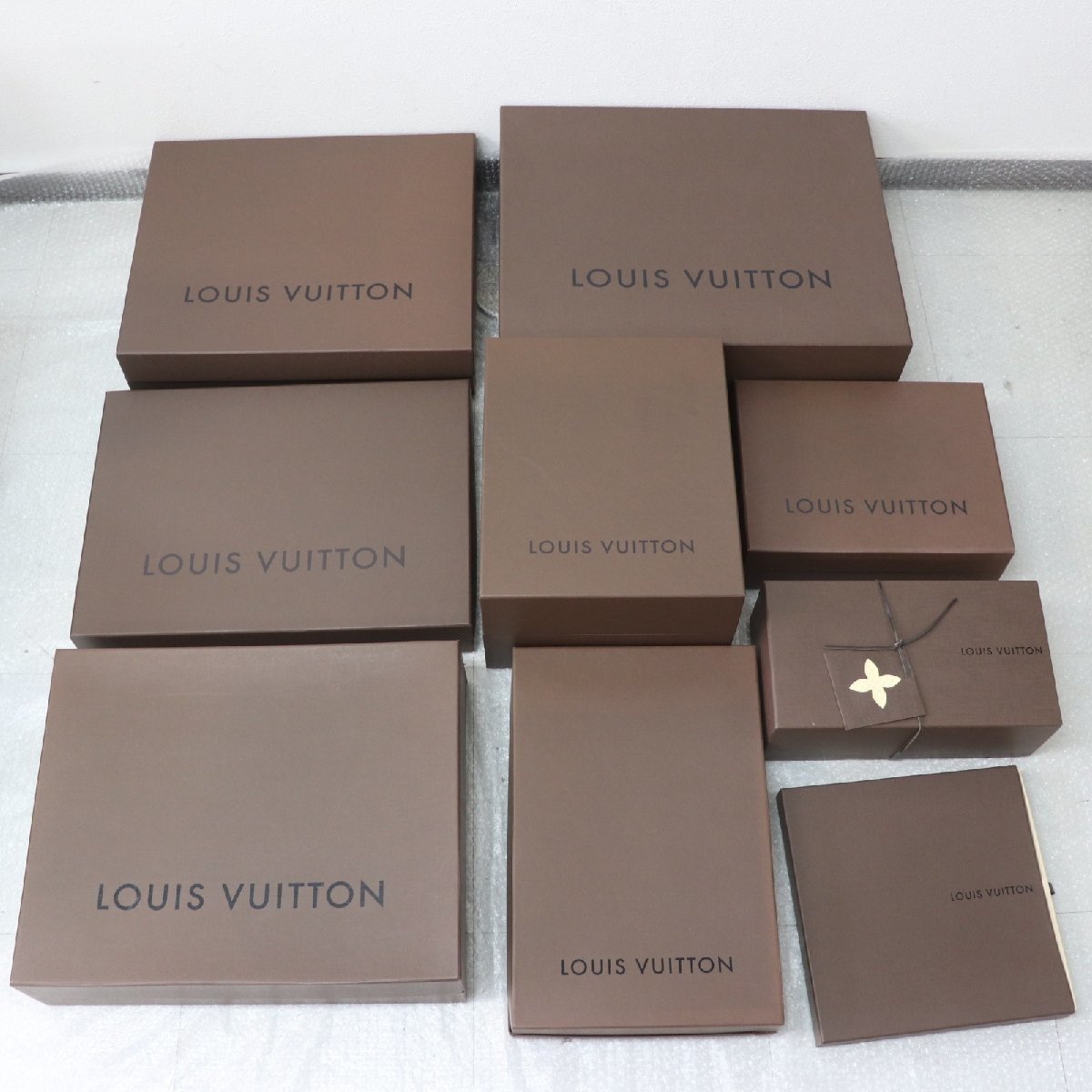 ITUUT2JYSIBG 即決 本物 LOUIS VUITTON ルイヴィトン ボックス 箱 34個