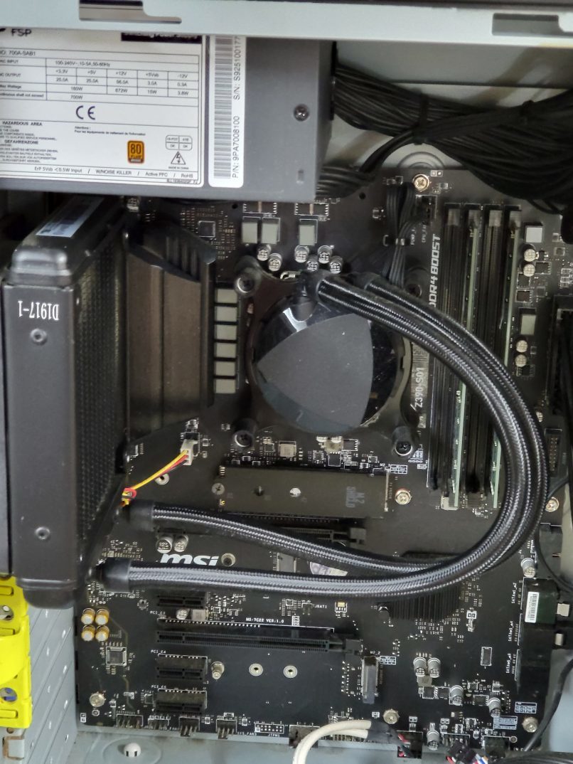 Windows11 デスクトップPC Core i9-9900K 水冷 RAM:16GB 2TBHDD×2