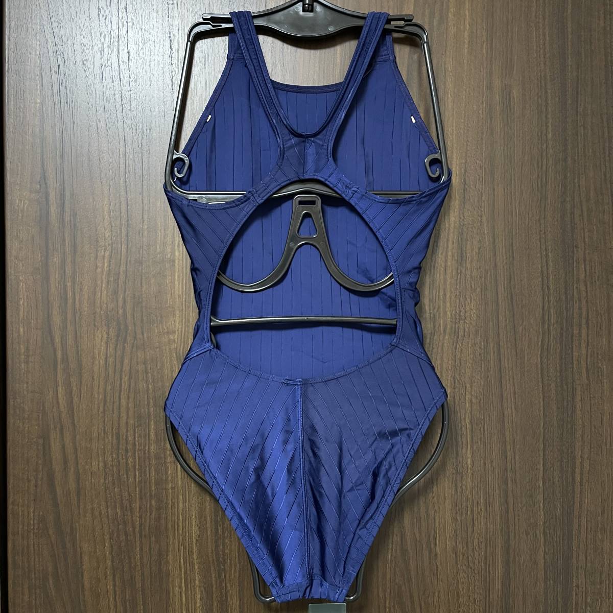 ARENA アリーナ ハイレグ 女子 中古 競泳水着 光沢 部活 ストラッシュ