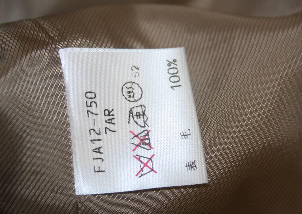 【美品】BURBERRYS　バーバリー　レディース　ジャケット　ブラウン　サイズ7　ウール100％　 レディース BURBERRYS(バーバリーズ) アウター ノバチェック ハーフコート パファージャケット