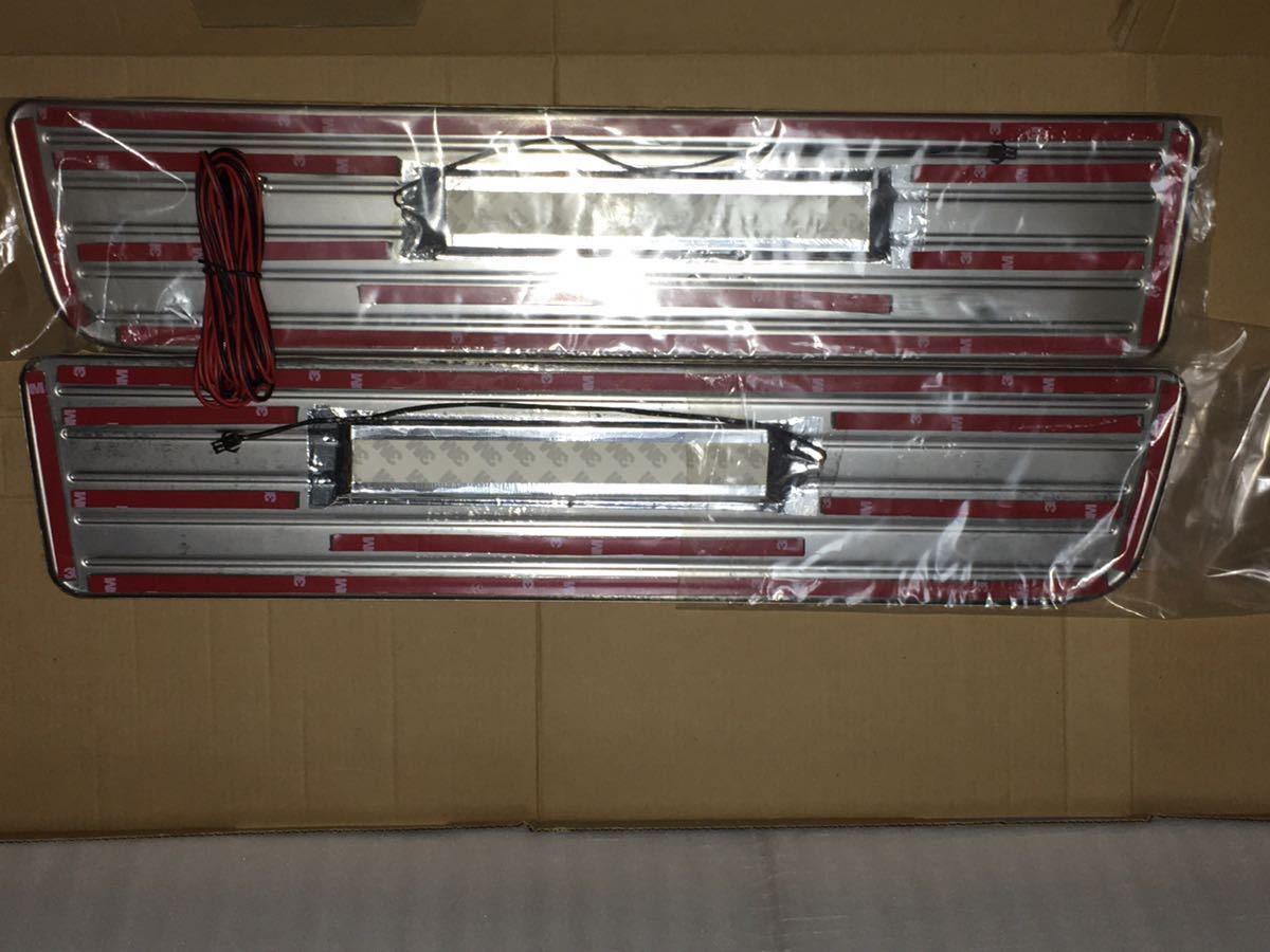 DA64W エブリィワゴン LED スカッフプレート LEDスカッフプレート