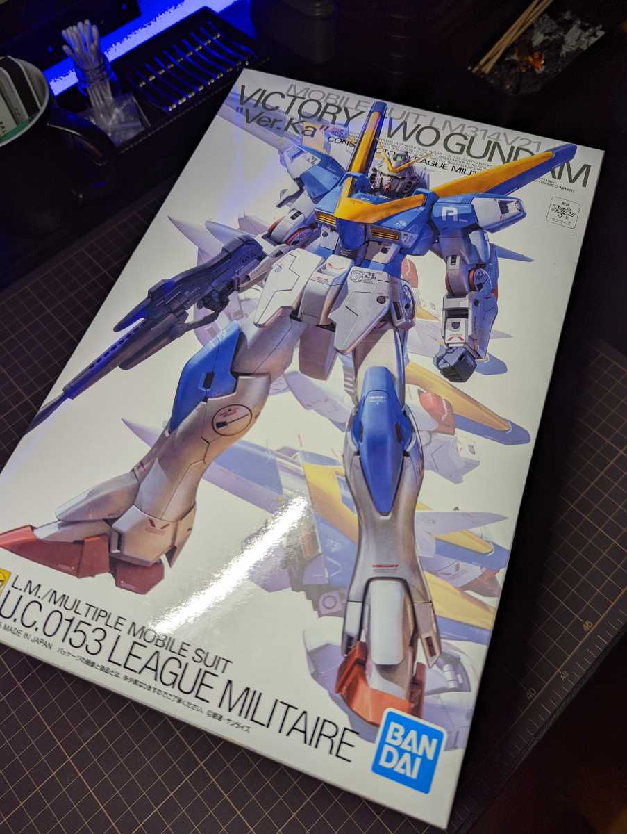 人気，セール 未組立 MG V2ガンダムVer.Ka バンダイBANDAI 1/100(機動戦士ガンダム)｜売買されたオークション情報、yahooの商品情報をアーカイブ公開 - オークファン 機動戦士ガンダム