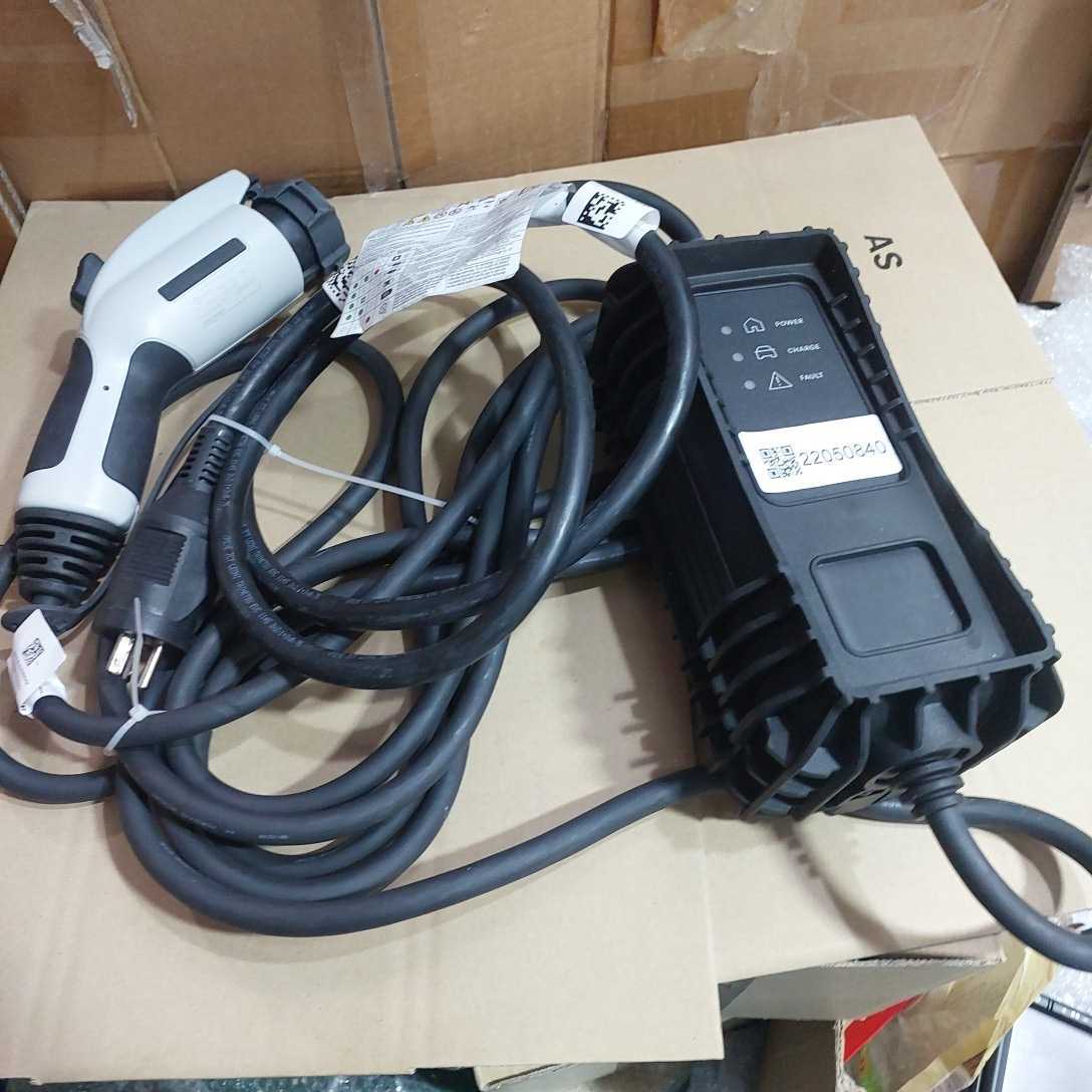 【新作，限定セール】 管理番号 22050840 プジョー e-208 標準充電ケーブル3kW 15A 200V き(プジョー用)｜売買されたオークション情報、yahooの商品情報をアーカイブ公開 - オークファン プジョー用