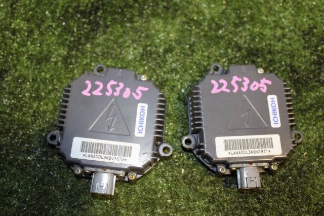 スバル R2 RC2 HIDバラスト左右セット 取付部OK 点灯確認OK 84965SA000