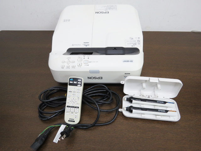 動作品☆【ランプ使用時間高375H】エプソン超短焦点液晶プロジェクター EB-685WT 3LCD方式 3500ルーメン HDMI対応リモコン電子ペン付