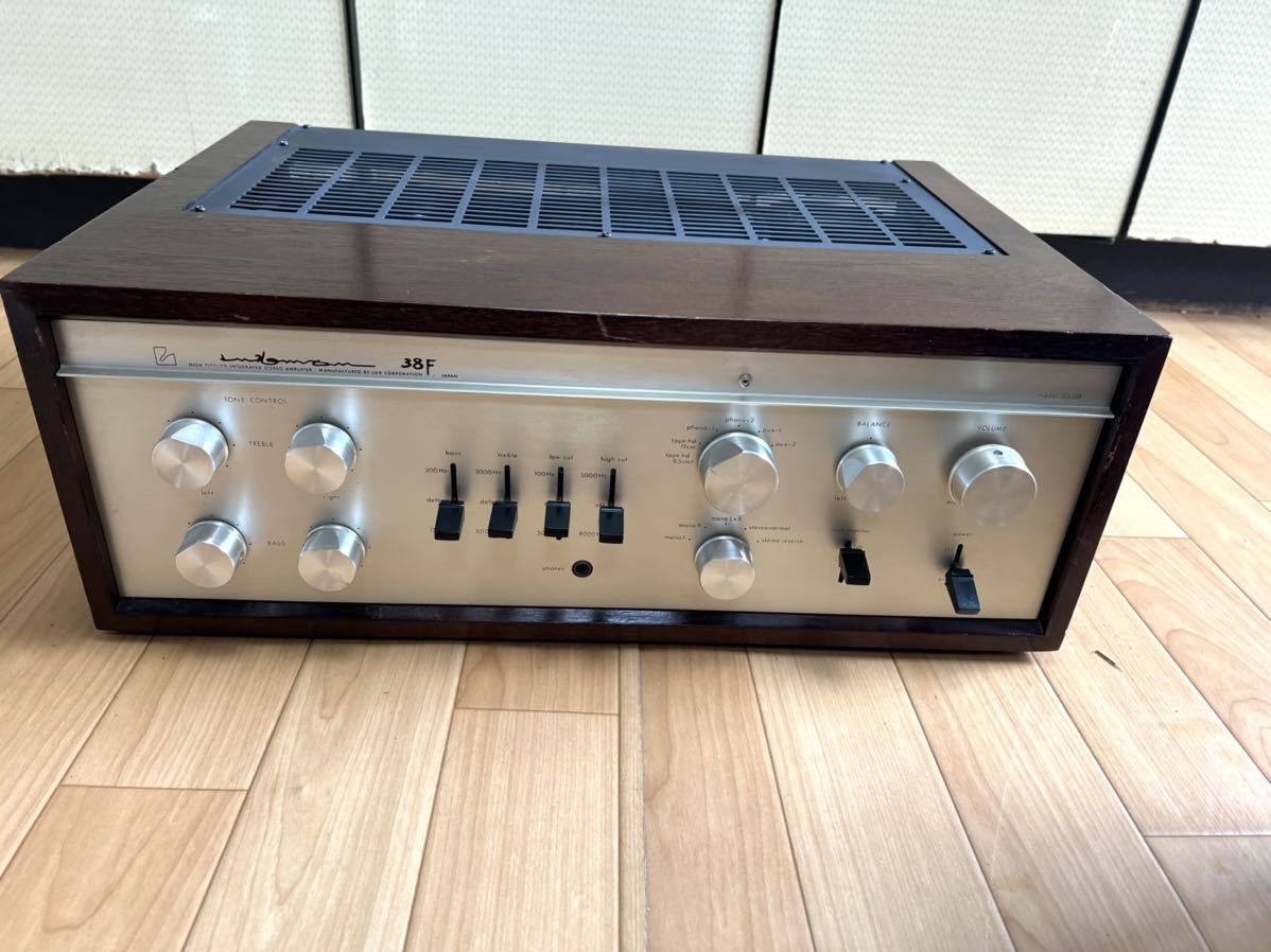 LUXMAN ラックスマン SQ-38F プリメインアンプ 真空管 アンプ。(LUXMAN 