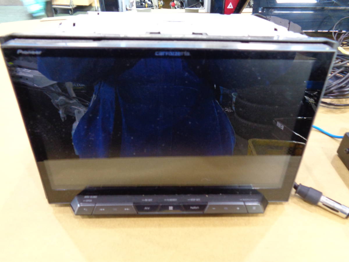 カロッェリア AVIC-CL902 8インチ サイバーナビ 中古 RP5