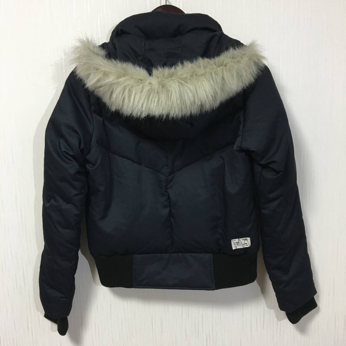 ☆美品☆ PUMA プーマ ダウンジャケット ファー付き 黒/ブラック 