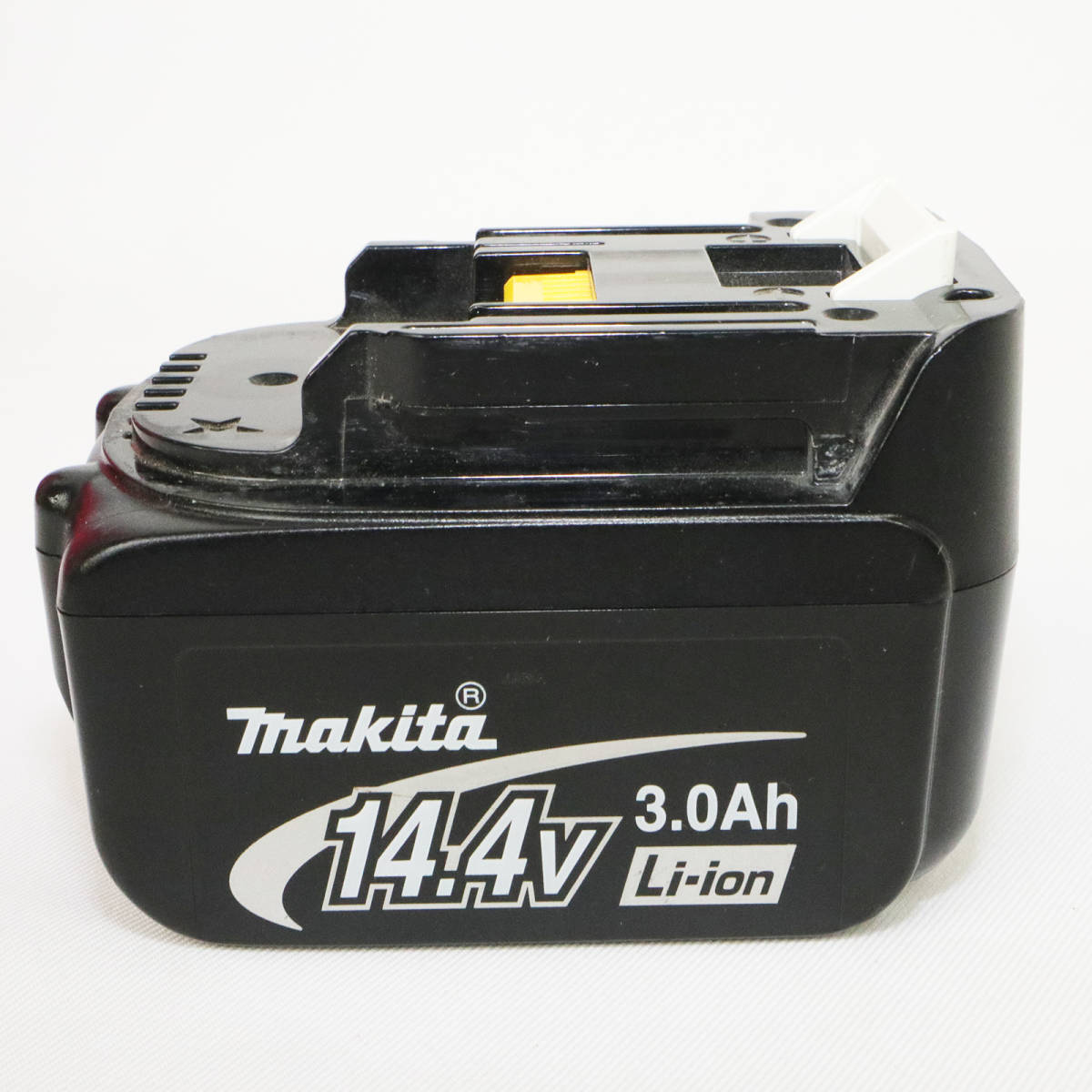 格安，大人気 純正 マキタバッテリー 14.4v BL1430 Li-ion マキタ makita M42962(パーツ)｜売買されたオークション情報、yahooの商品情報をアーカイブ公開 - オークファン インパクトドライバ