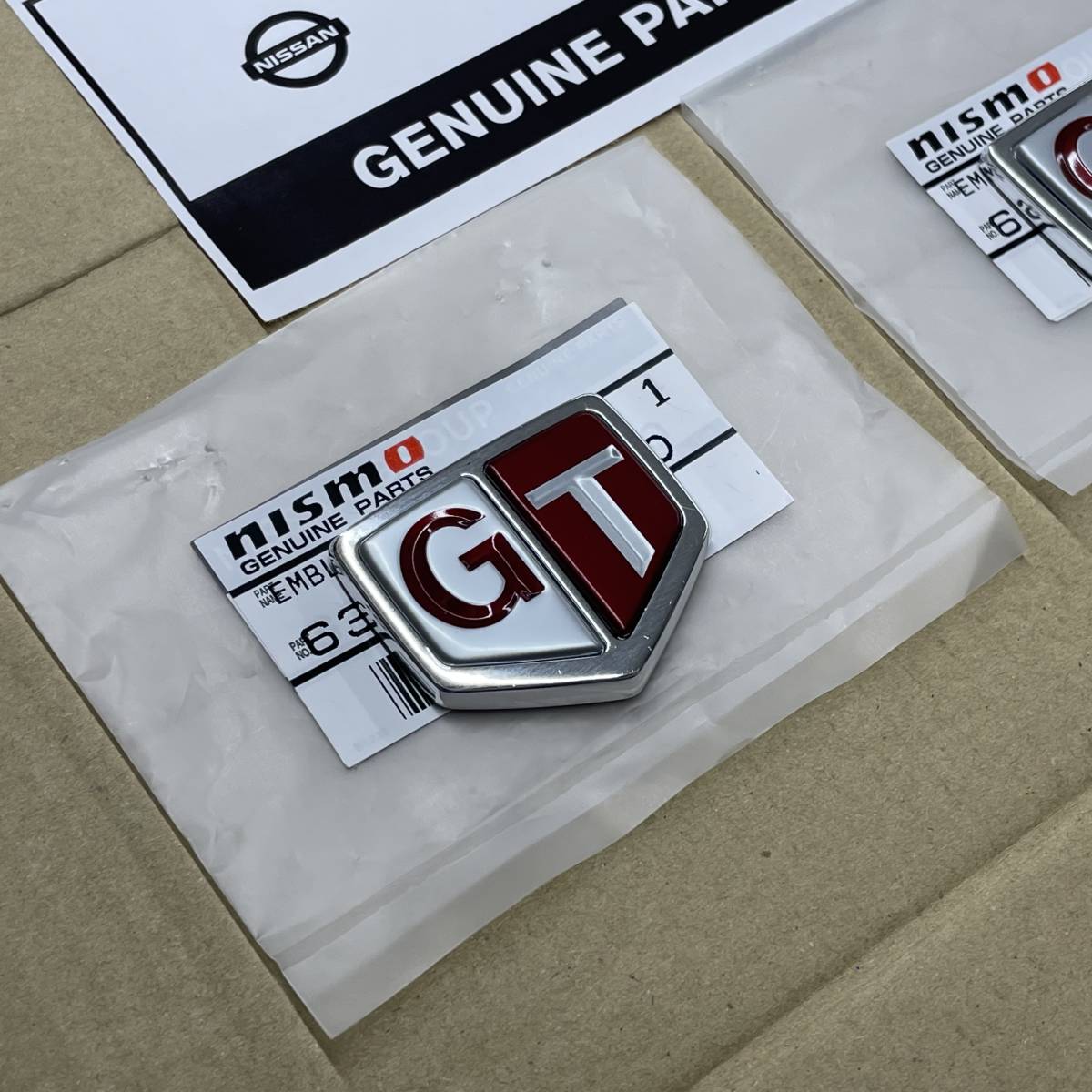 ☆新品 NISSAN 日産 純正 GT-R BNR32 R32 スカイライン GTエンブレム
