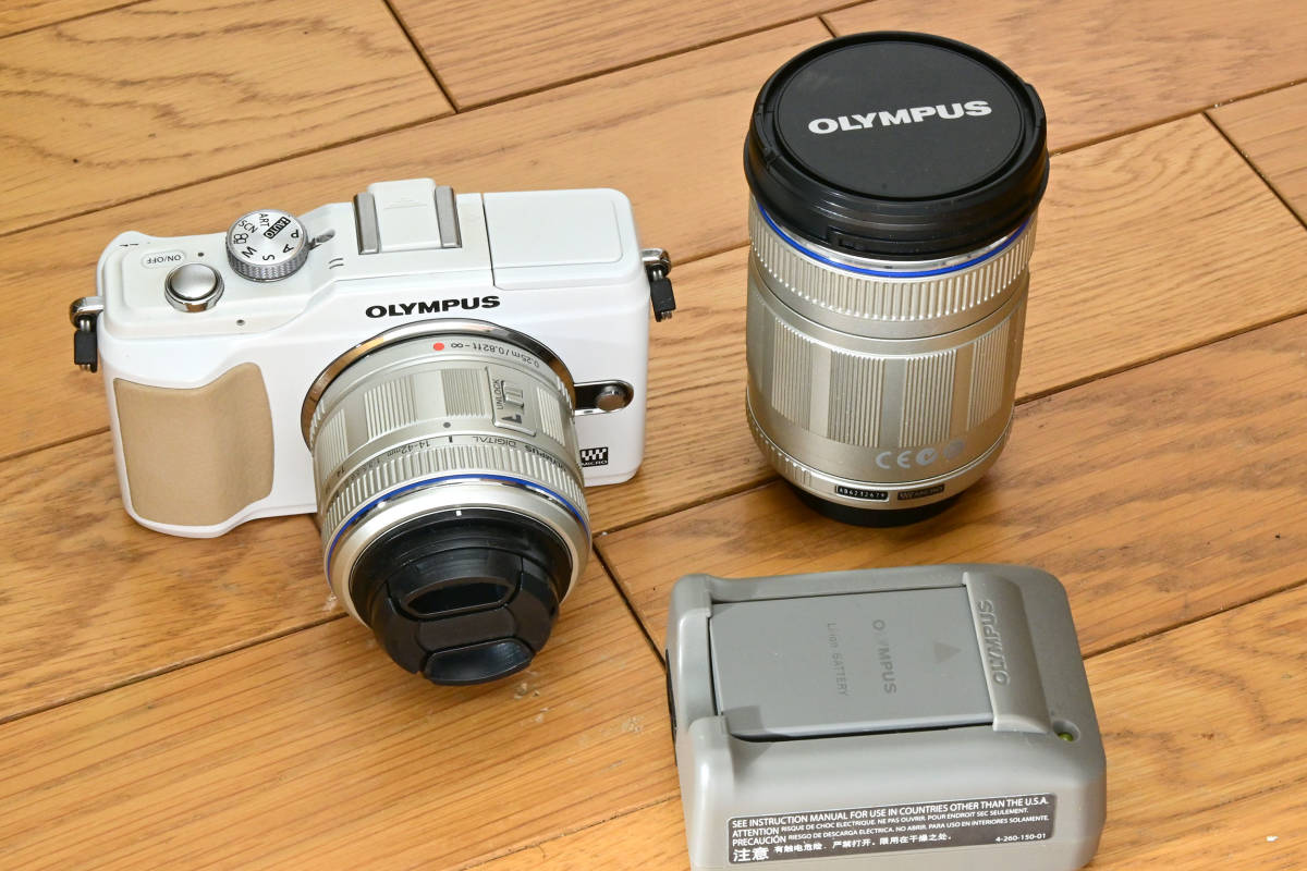 FUJIFILM 3D FinePix REAL FX-3D 3D V1 ビューワー Fujifilm FinePix