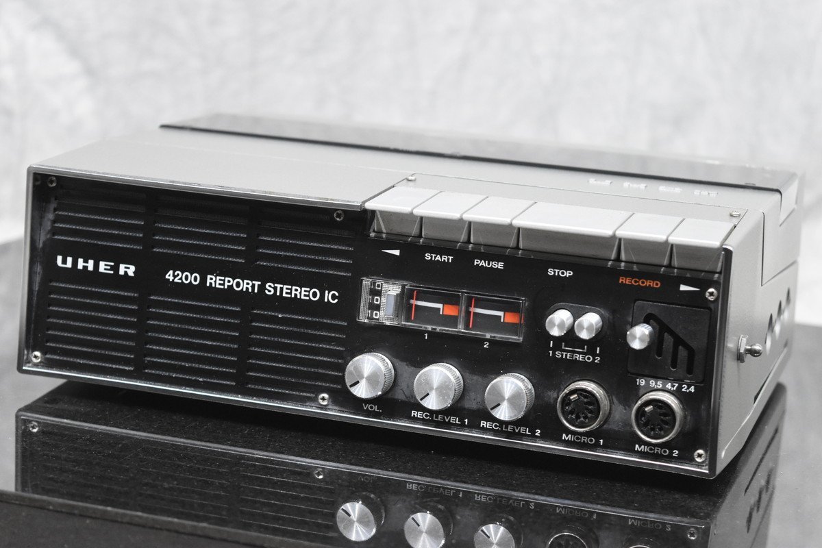 お得，定番人気 UHER 4200 REPORT STEREO IC テープレコーダー【現状渡し品】