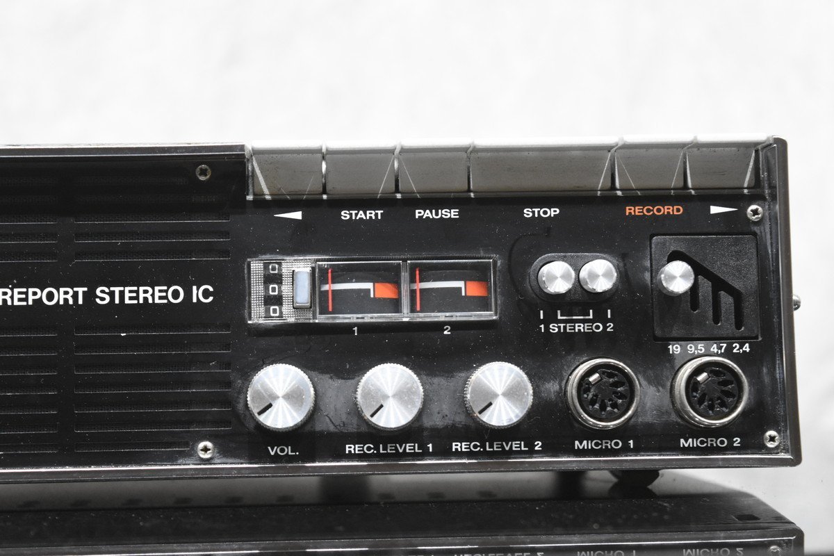 お得，定番人気 UHER 4200 REPORT STEREO IC テープレコーダー【現状渡し品】