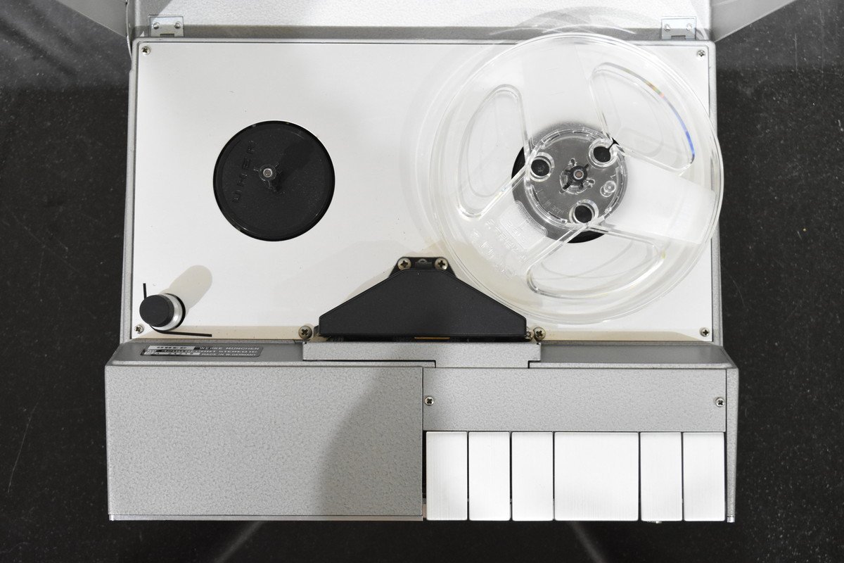 お得，定番人気 UHER 4200 REPORT STEREO IC テープレコーダー【現状渡し品】