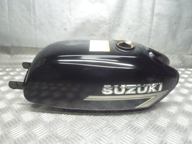 E1215　　SUZUKI　K50　　BA15A　A199　　純正　　タンク　　☆K90.ガソリンタンク.燃料タンク.コック.フューエル