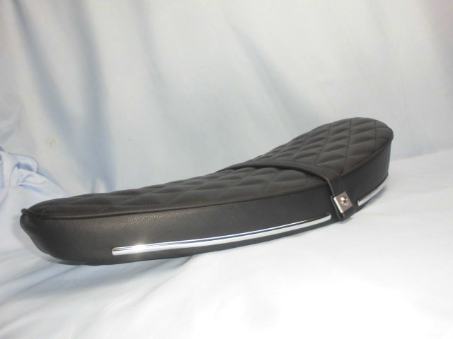 ■6Ｖシャリー ダイヤ柄　黒レザー カスタムシート ケツアゲタイプ　CF70 CF50にも