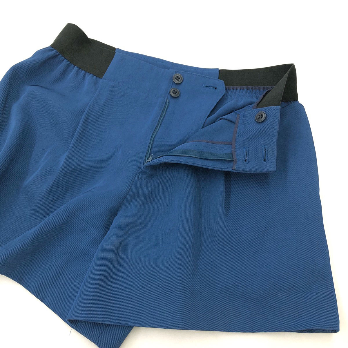 イッセイミヤケ ISSEY MIYAKE ◇◇PLEATS パンツ size2 ショートパンツ