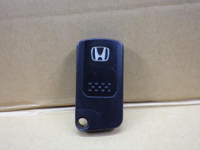 フリード DAA-GP3 キーレスリモコン ボタン4個 SWK49830 72147-SFM-J71 8261